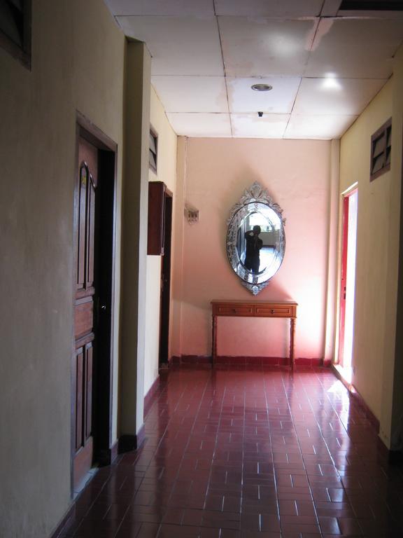 Le Paradis Hotel Palembang Ngoại thất bức ảnh