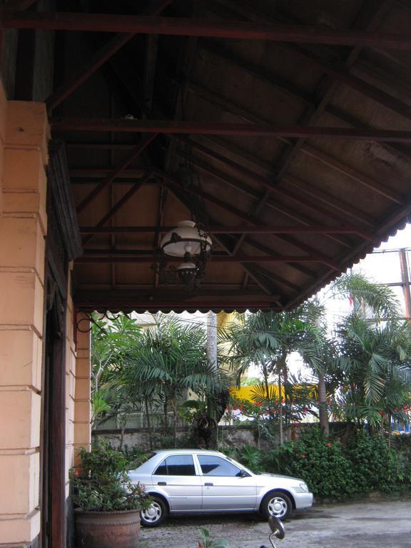 Le Paradis Hotel Palembang Ngoại thất bức ảnh